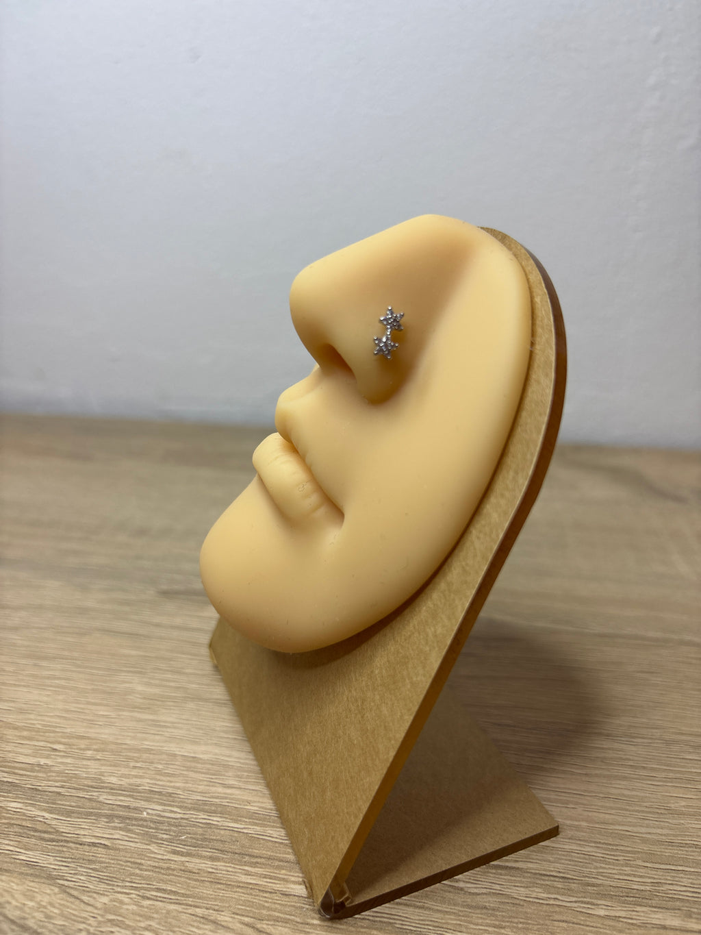 Piercing nez duo étoile 0,81cm x 0,43cm tige en L