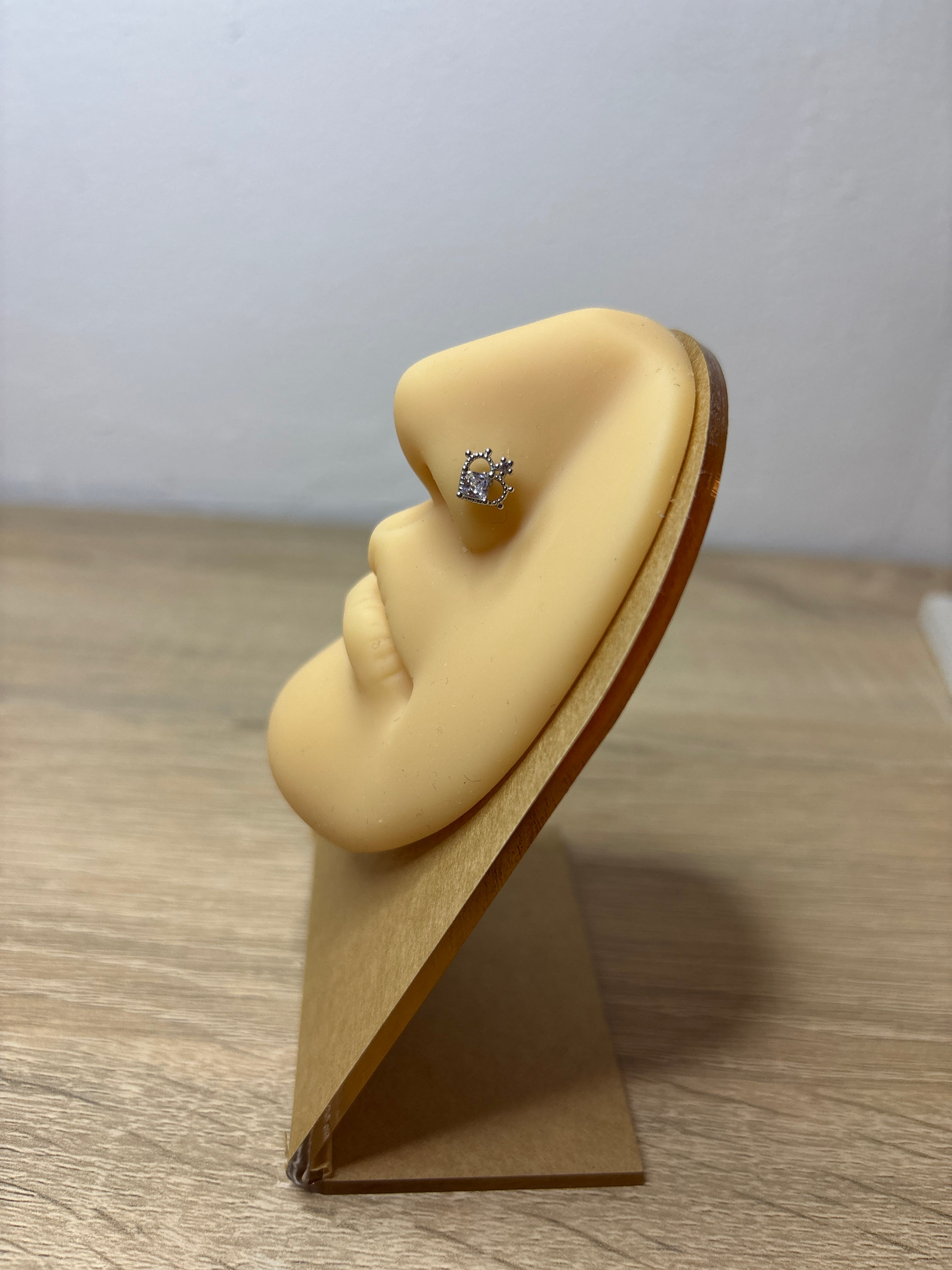 Piercing nez cœur argenté 0,77cm x 0,8 cm