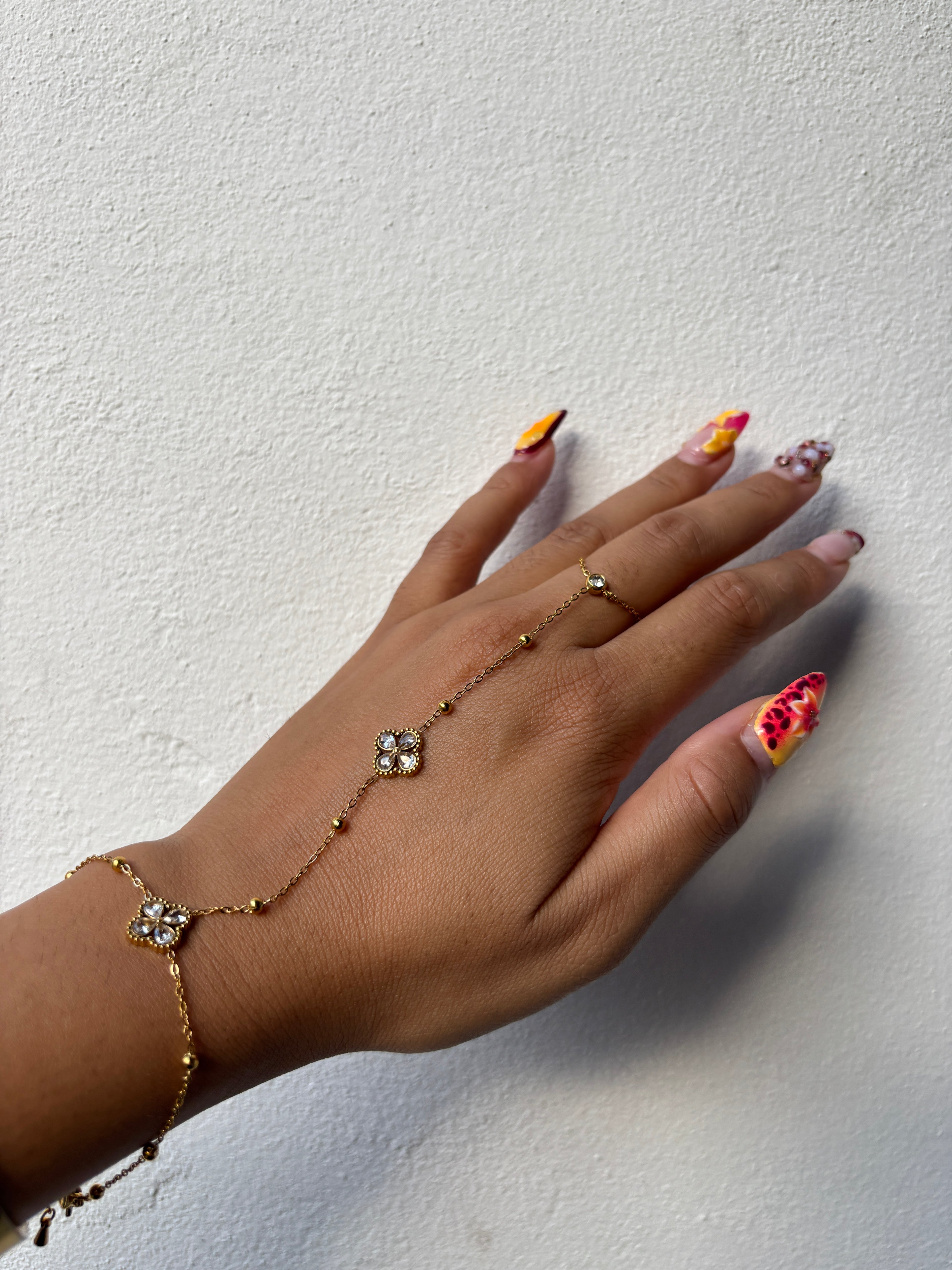 Chaîne de main Maïra