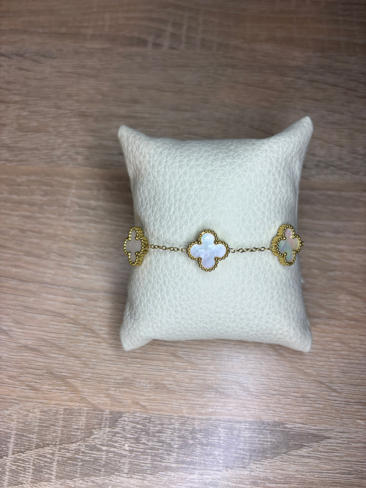 Bracelet Mandy doré et interieur holographique