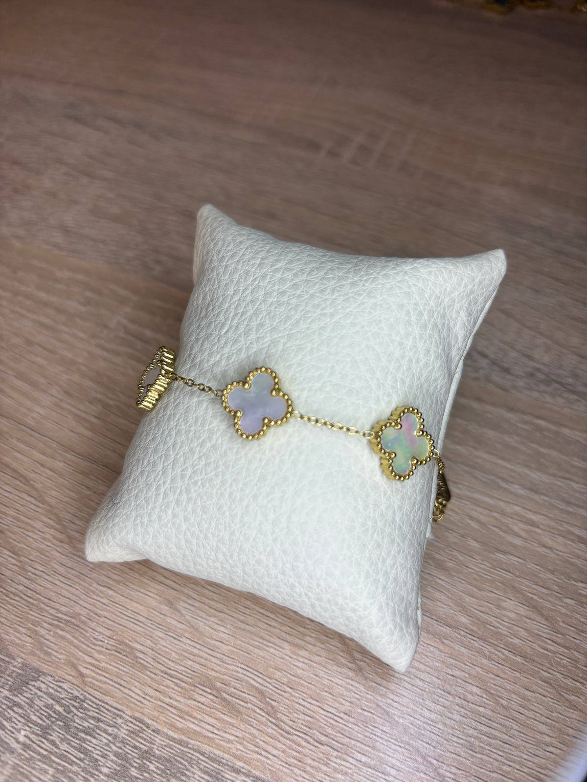 Bracelet Mandy doré et interieur holographique