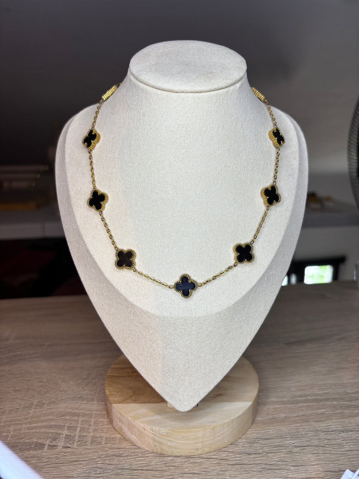 Collier Mandy noire