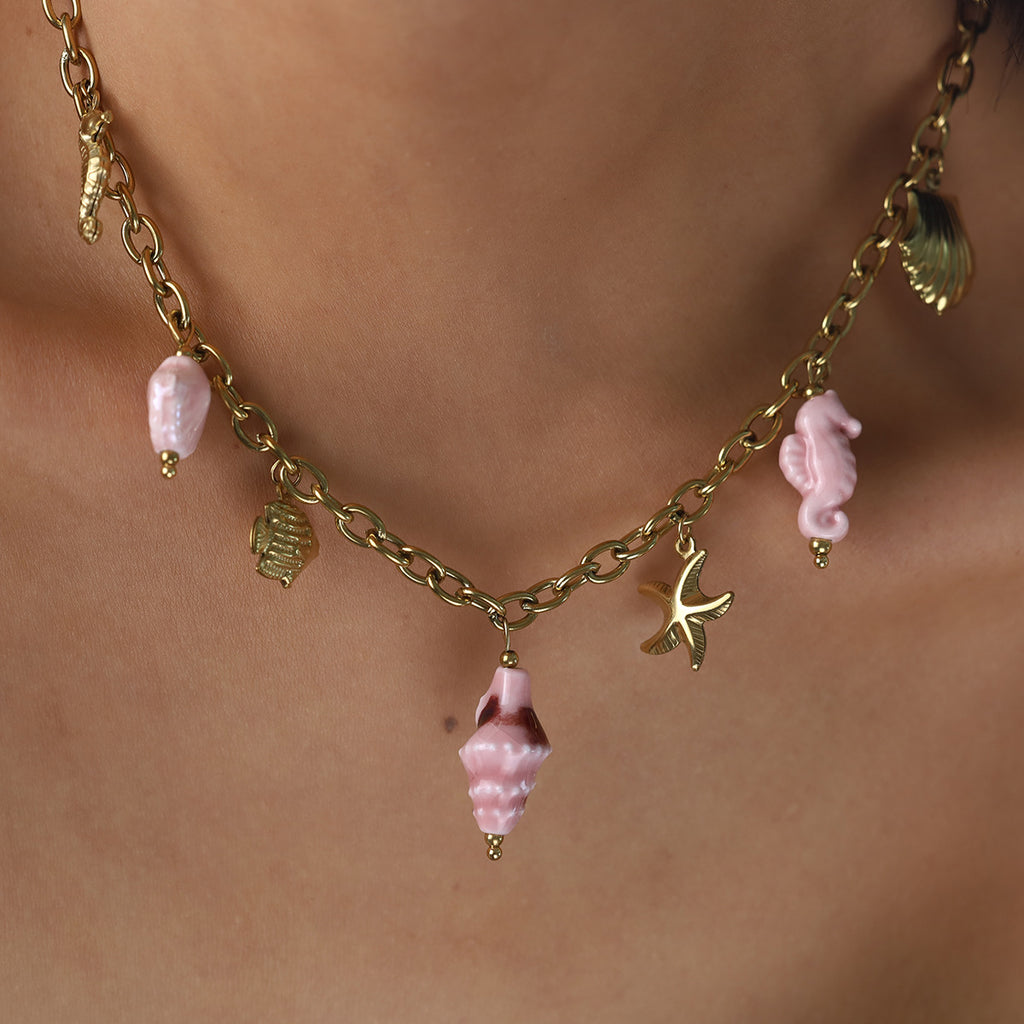 Collier breloque roses